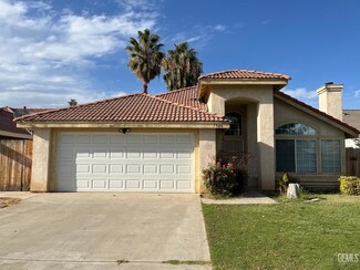 7904 Moss Crossing Ave, Bakersfield, CA 93313
