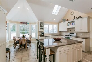 59 Lower County Rd, West Dennis, MA 02670