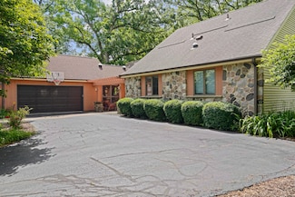10701 84th Place, Pleasant Prairie, WI 53158