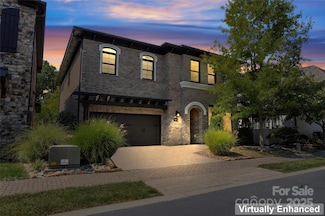 4910 Lazare Ln, Charlotte, NC 28210