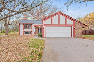 8481 142nd Street Ct, Saint Paul, MN 55124