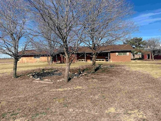 33021 Cimarron Rd, Waynoka, OK 73860