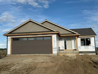 6262 Cody Ln, Rochester, MN 55901