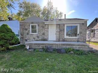 6466 Burr St, Taylor, MI 48180