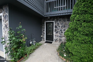 16 Devon Ct, Spring Lake, NJ 07762