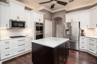 904 Quarry Oaks Dr, McKinney, TX 75069