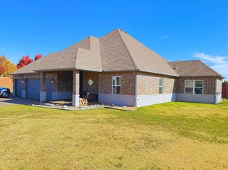 1405 Katelyn Ct, Yukon, OK 73099