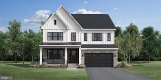 7026 Renita Ln, Bethesda, MD 20817