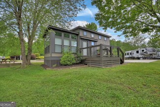 35 Mountain Meadows Cir, Morganton, GA 30560