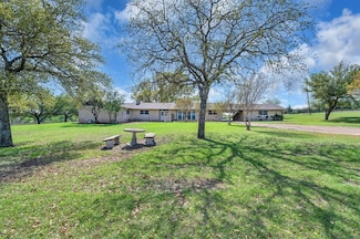 596 Saffle Rd, Robinson, TX 76706