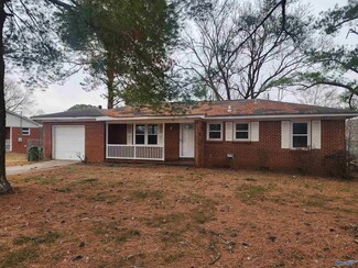 2104 Morningside Dr NW, Huntsville, AL 35810