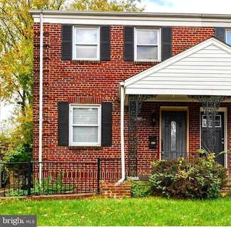 306 S Courthouse Rd, Arlington, VA 22204