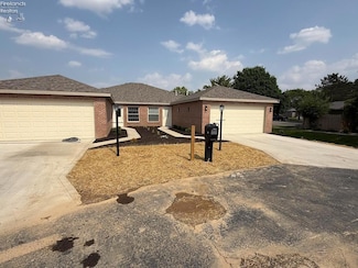 25 Wedgewood Dr, Willard, OH 44890