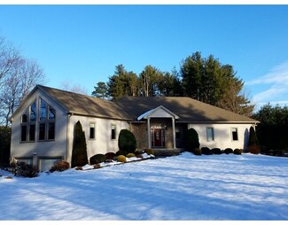 66 Lyman St, Granby, MA 01033