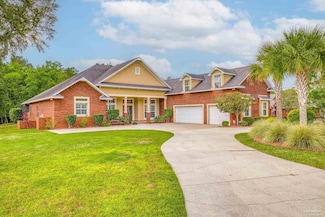 2926 Greystone Dr, Pace, FL 32571