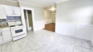 1514 Pembroke St Unit 2R, Bridgeport, CT 06608