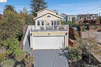 7554 Sunkist Dr, Oakland, CA 94605