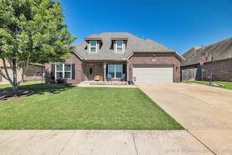 2405 S 13th St, Broken Arrow, OK 74012