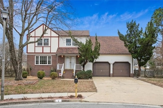 1 Sandpiper Ct, Hampton, VA 23669