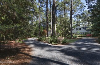 1335 Midland Rd, Southern Pines, NC 28387