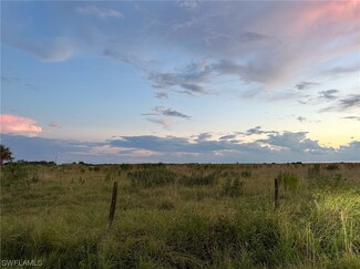 6655 3rd Rd, Labelle, FL 33935