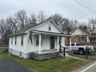 127 Hopwood Coolspring Rd, Hopwood, PA 15445