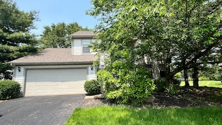 624 Village Park Dr, Powell, OH 43065