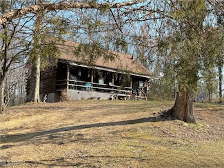 510 Davis Rd, Lower Salem, OH 45745