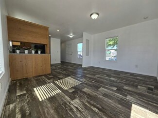 1624 Palm St Unit 35, Las Vegas, NV 89104