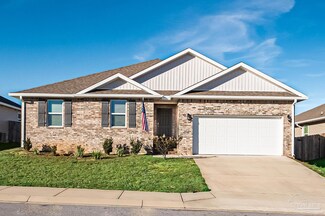 5566 Guinevere Ln, Milton, FL 32583