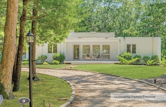 3 Southwood Ln, Quogue, NY 11959
