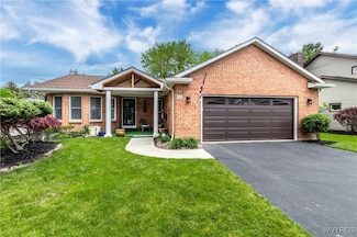 198 Hickory Hill Rd, Buffalo, NY 14221