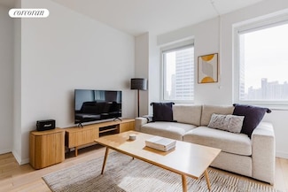 70 W 45th St Unit 31A, New York, NY 10036