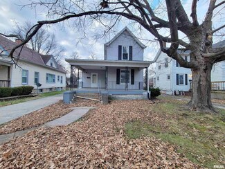 1106 E Kansas St, Peoria, IL 61603
