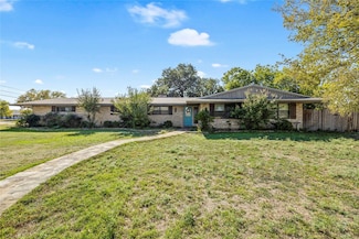 1401 Brazos St, Marble Falls, TX 78654