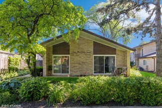 5967 N East Circle Ave Unit 1C, Chicago, IL 60631