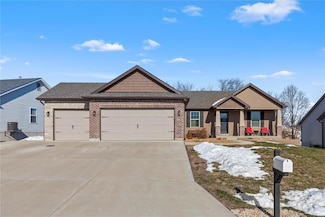 810 Glen Eagle Dr, Troy, MO 63379