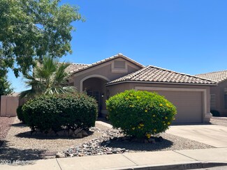 6903 W Via Del Sol Dr, Glendale, AZ 85310