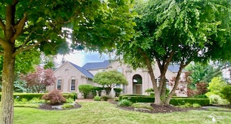 50157 E Fellows Creek Ct, Plymouth, MI 48170