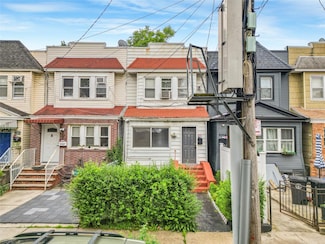 85-6 122nd St, Richmond Hill, NY 11418