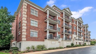 434 Mcdaniels Cir Unit 307, Clarendon Hills, IL 60514