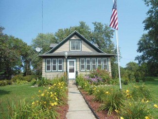 103 Slee St, Kenyon, MN 55946