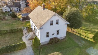 95 Dewolf Ave, Bristol, RI 02809