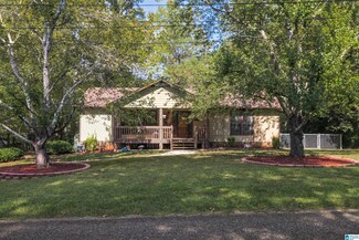 1361 Mcconnell Ln, Mount Olive, AL 35117