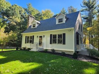 163 Quanapoag Rd, East Freetown, MA 02717