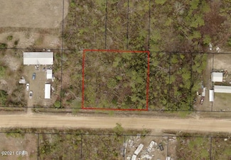 000 Magnolia St, Fountain, FL 32438
