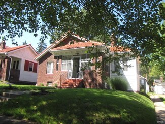 7635 Forest View Dr, Saint Louis, MO 63121
