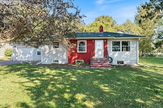 340 E Main St, Milaca, MN 56353