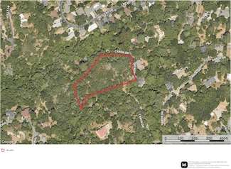 221 Canon Dr, Orinda, CA 94563
