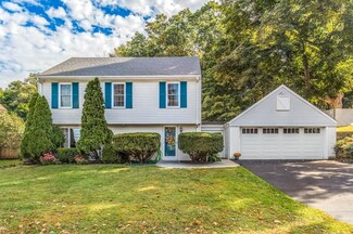 678 Salem St, Groveland, MA 01834